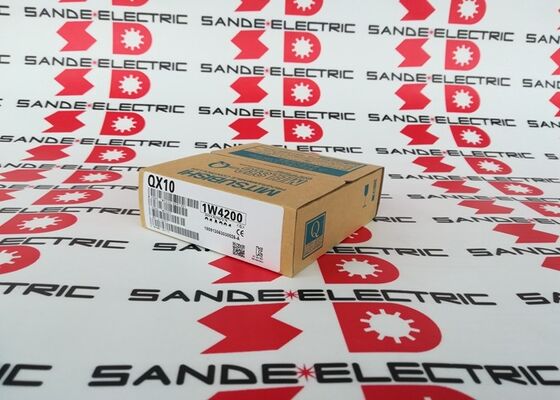 मित्सुबिशी नया QX10 पीएलसी मॉड्यूल QX1O फास्ट शिपिंग फैक्टरी सील