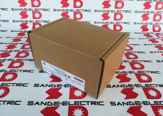 बॉक्स में एक नया एबी कॉम्पैक्टलॉजिक्स 5370 कंट्रोलर 1769-एल16ईआर-बीबी1बी