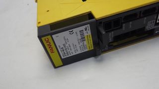 FANUC बीटा iSV40-B सर्वो ड्राइव A06B6160H003