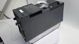 मित्सुबिशी एमडीएस-डीएच2-सीवी-450 एसी/डीसी कनवर्टर बिजली आपूर्ति उत्पाद प्रदर्शन वीडियो